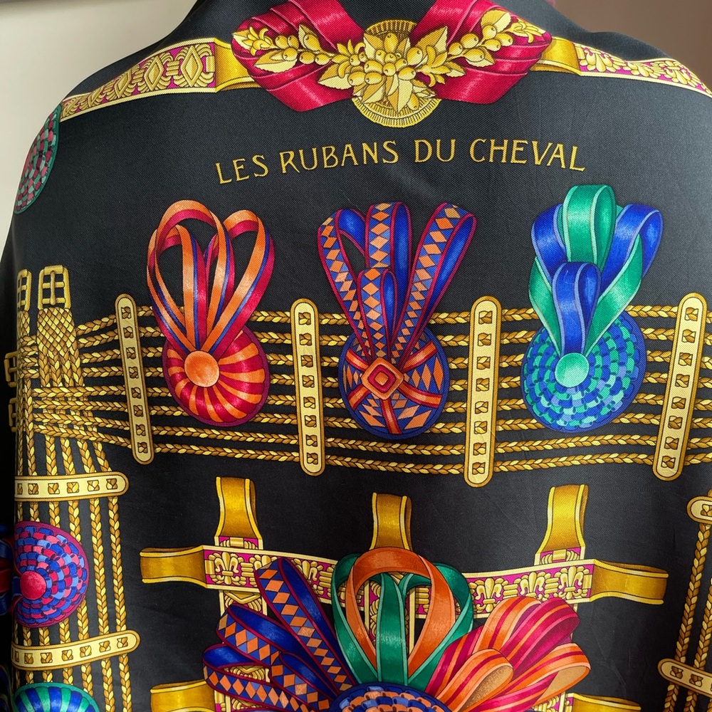 Hermès Les Rubans Du Cheval Colorful Silk Scarf with Ribbon Design.